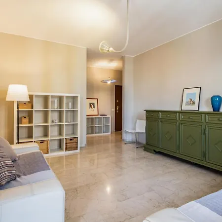 Easylife - Bright In Niguarda