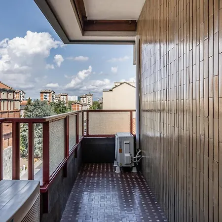 Easylife - Bright In Niguarda Mailand